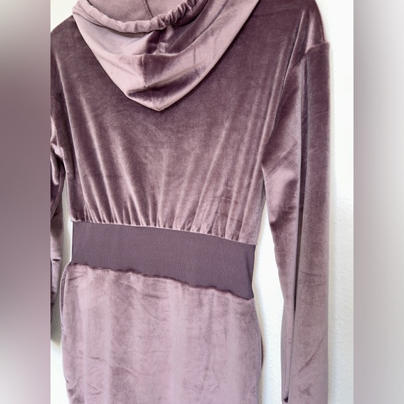 Derek Heart Velour Comfort Soft Hooded Mauve Dress Medium - Picture 8 of 12